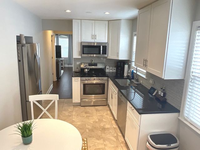 2241 N Monitor Avenue, Chicago, IL 60639