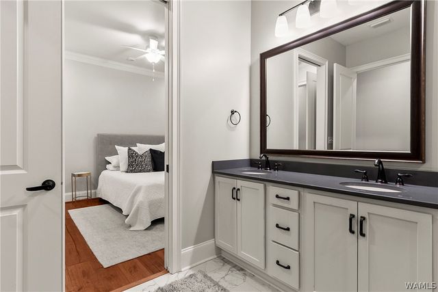 510 13th 202, Tuscaloosa, AL 35401