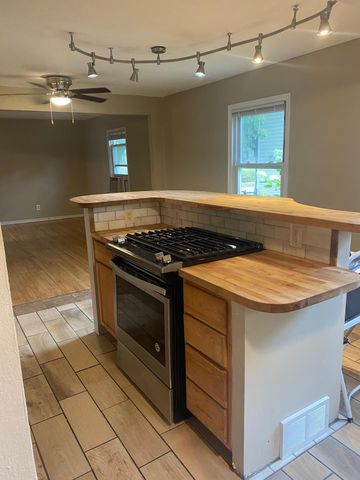 3646 3rd Street NE, Minneapolis, MN 55418