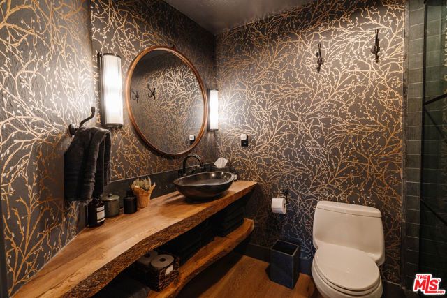 28805 North Shore Road, Lake Arrowhead, CA 92352