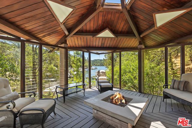 28805 North Shore Road, Lake Arrowhead, CA 92352