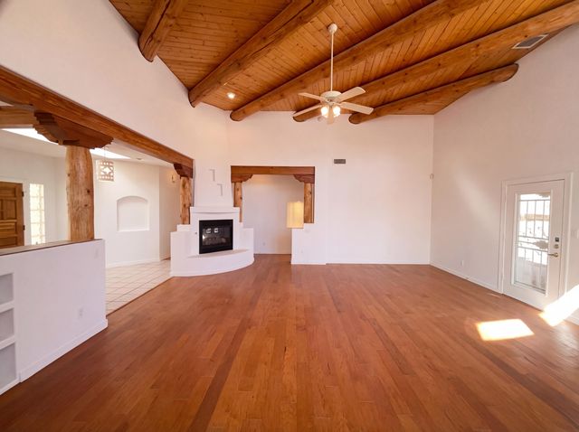 6331 Pima Place NW, Albuquerque, NM 87120