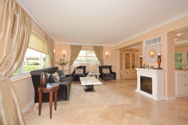 1920 S OCEAN Boulevard 10, Delray Beach, FL 33483