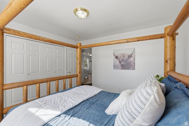 1468 N FLINT MEADOW DR, Kaysville, UT 84037