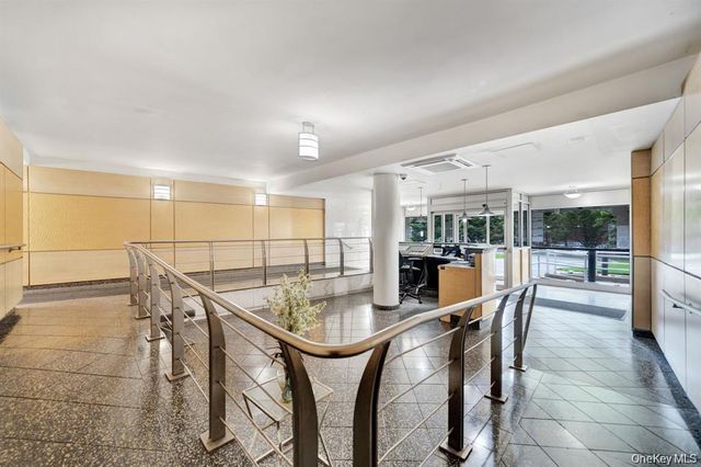61-15 98th Street 16H, Rego Park, NY 11374