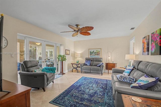 15401 SW 81 Avenue, Palmetto Bay, FL 33157