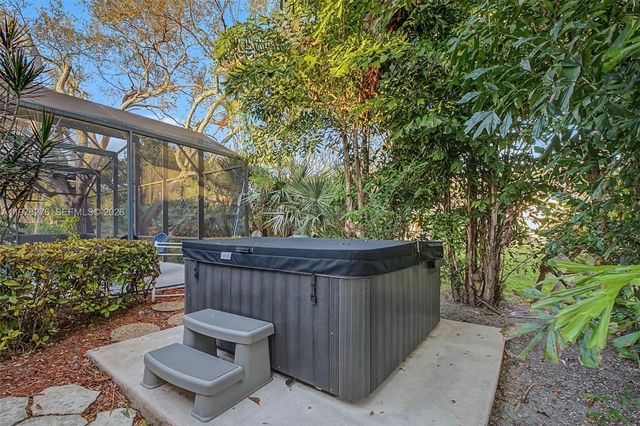 15401 SW 81 Avenue, Palmetto Bay, FL 33157