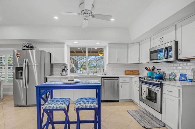 15401 SW 81 Avenue, Palmetto Bay, FL 33157