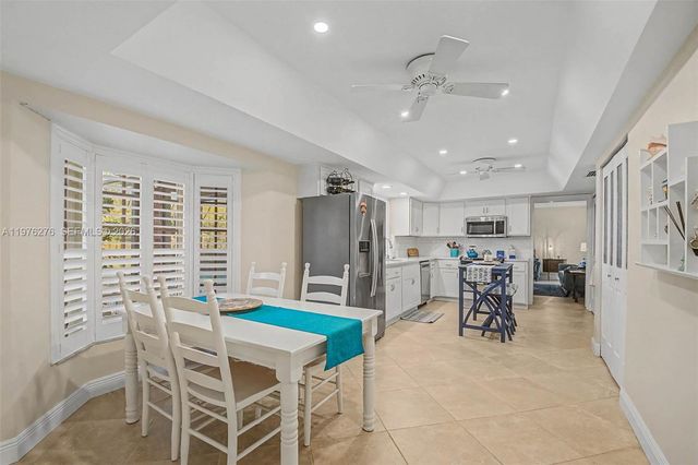 15401 SW 81 Avenue, Palmetto Bay, FL 33157