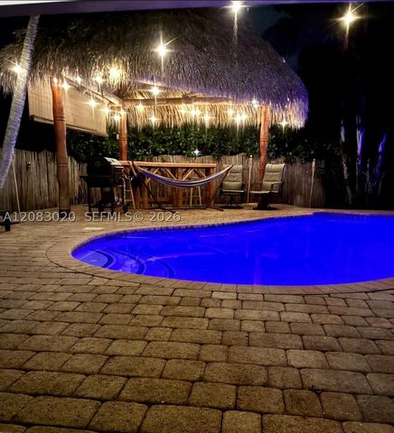 584 NW 87th Ter, Coral Springs, FL 33071