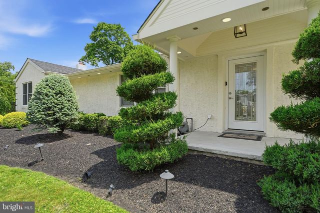 3637 BUCK RD, Huntingdon Valley, PA 19006