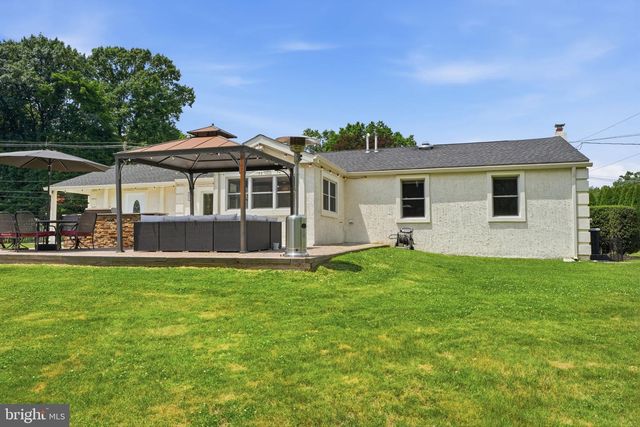 3637 BUCK RD, Huntingdon Valley, PA 19006
