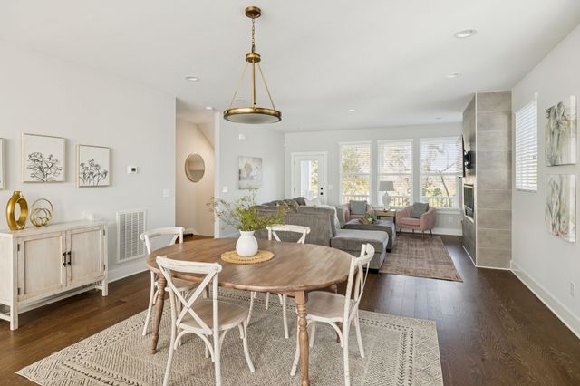 426 Becanni Ln, Nashville, TN 37209