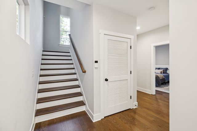 426 Becanni Ln, Nashville, TN 37209