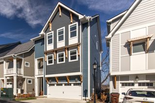 426 Becanni Ln, Nashville, TN 37209