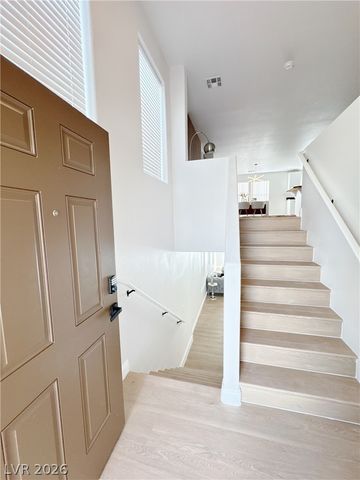 6545 Sunset Pines Street, Las Vegas, NV 89148