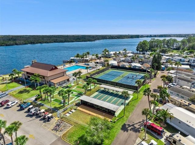 9000 US HIGHWAY 192 11, Clermont, FL 34714