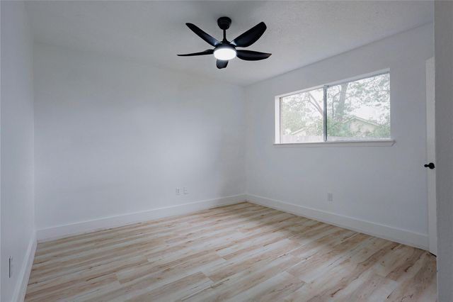 2902 Misty Park Drive, Houston, TX 77082