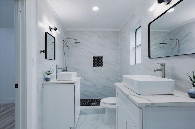 2902 Misty Park Drive, Houston, TX 77082