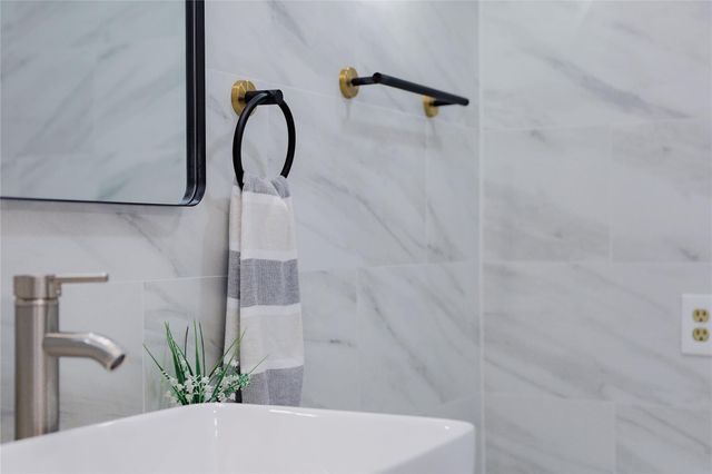 2902 Misty Park Drive, Houston, TX 77082