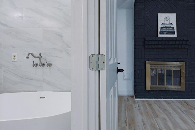 2902 Misty Park Drive, Houston, TX 77082