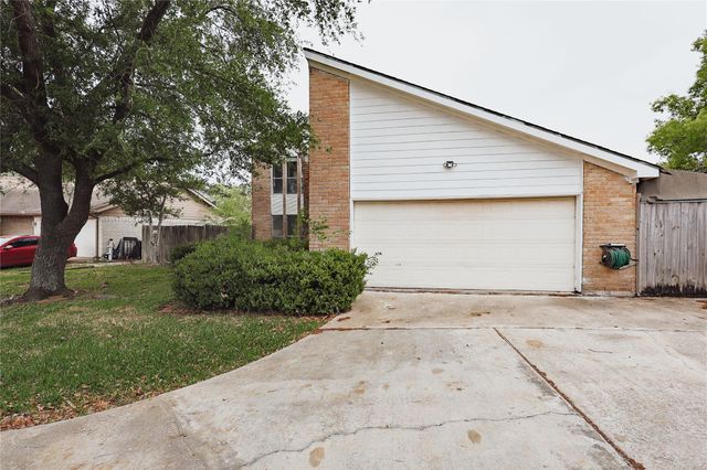 2902 Misty Park Drive, Houston, TX 77082