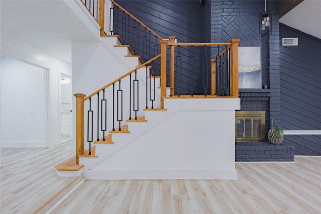 2902 Misty Park Drive, Houston, TX 77082