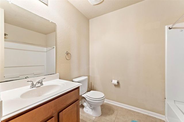 228 Shoshone Ridge Drive, La Marque, TX 77568