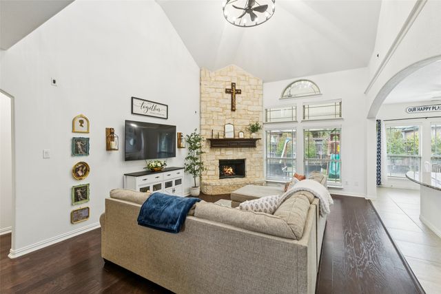 9649 Salvia Drive, Fort Worth, TX 76177