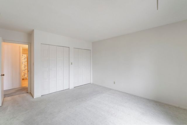 1925 Westchester Rd Apt 214, Waterloo, IA 50701