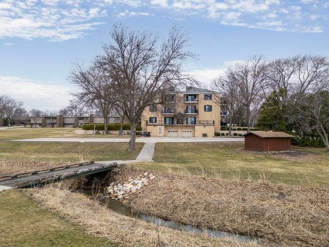 1925 Westchester Rd Apt 214, Waterloo, IA 50701