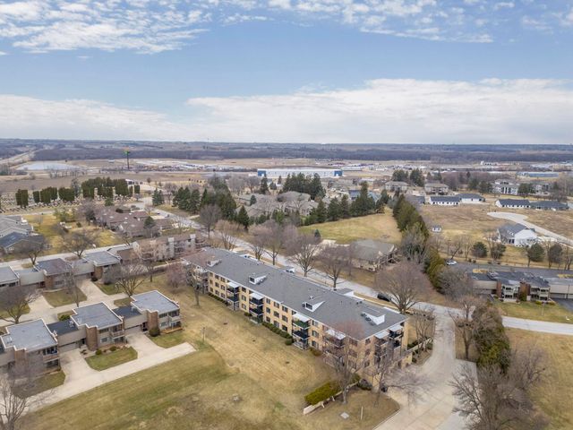 1925 Westchester Rd Apt 214, Waterloo, IA 50701