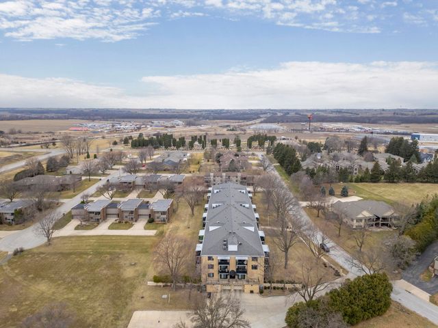 1925 Westchester Rd Apt 214, Waterloo, IA 50701