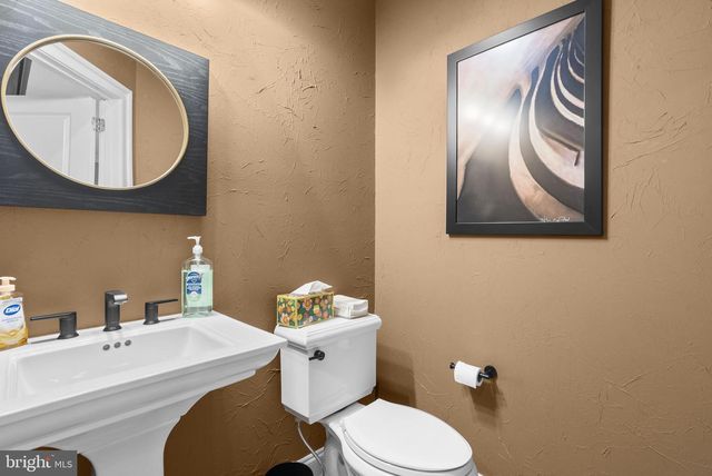 4702 EDGEFIELD RD, Bethesda, MD 20814