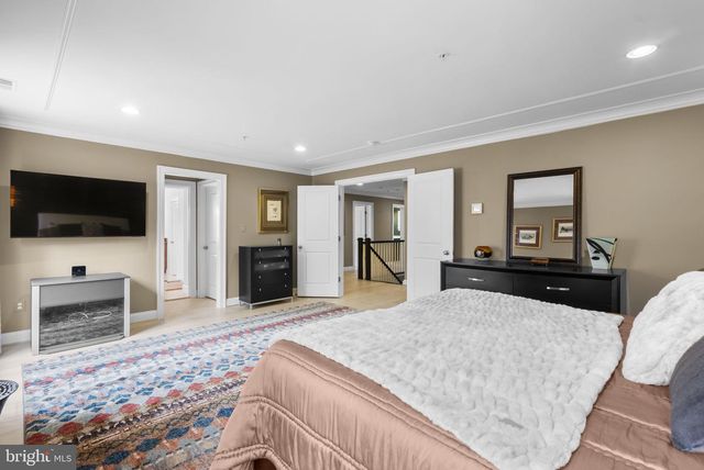 4702 EDGEFIELD RD, Bethesda, MD 20814