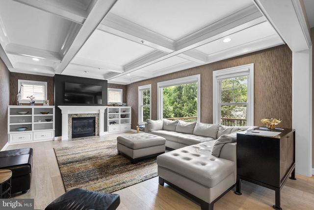 4702 EDGEFIELD RD, Bethesda, MD 20814
