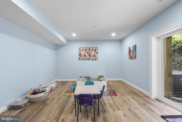 4702 EDGEFIELD RD, Bethesda, MD 20814