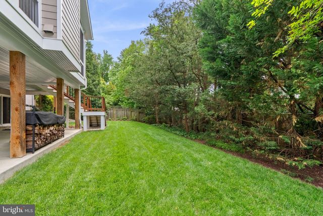 4702 EDGEFIELD RD, Bethesda, MD 20814