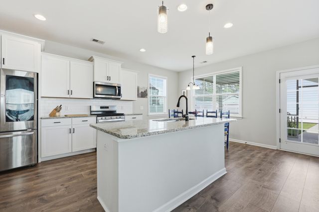 122 Angelica Avenue, Summerville, SC 29483