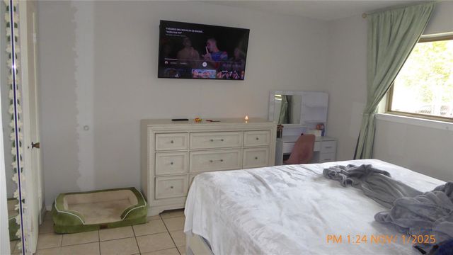 319 La Fonda, Houston, TX 77060