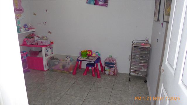 319 La Fonda, Houston, TX 77060