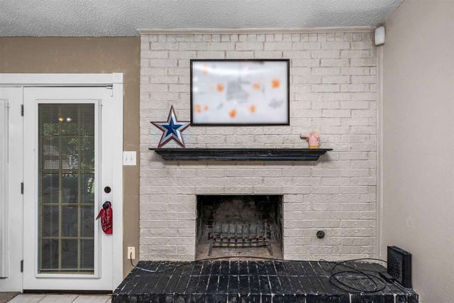 706 SW Normandy Ave, Lawton, OK 73505