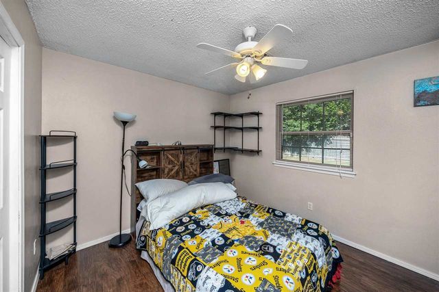 706 SW Normandy Ave, Lawton, OK 73505