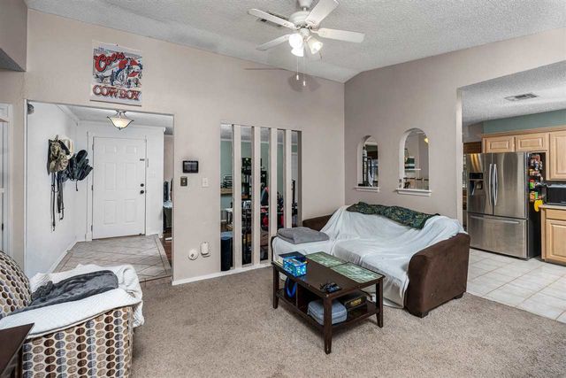 706 SW Normandy Ave, Lawton, OK 73505