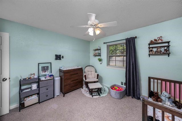 706 SW Normandy Ave, Lawton, OK 73505