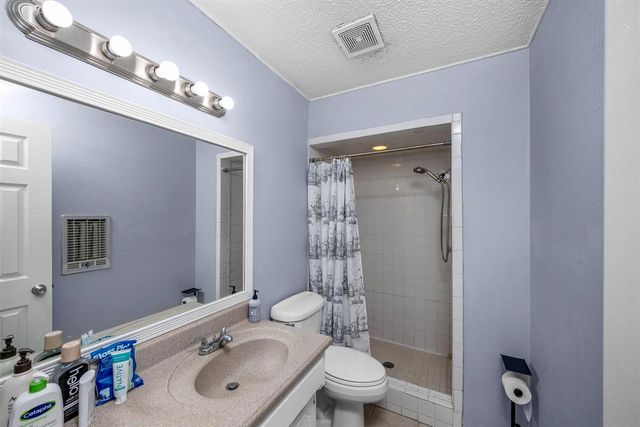 706 SW Normandy Ave, Lawton, OK 73505