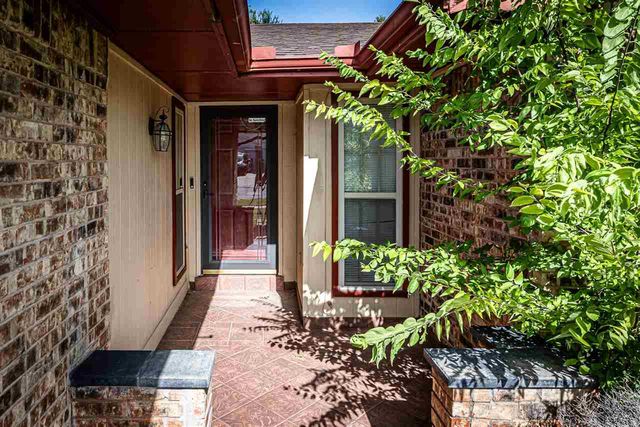 706 SW Normandy Ave, Lawton, OK 73505