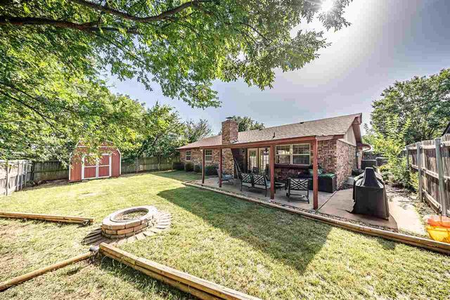 706 SW Normandy Ave, Lawton, OK 73505