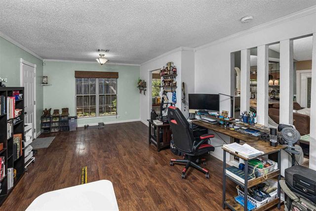 706 SW Normandy Ave, Lawton, OK 73505