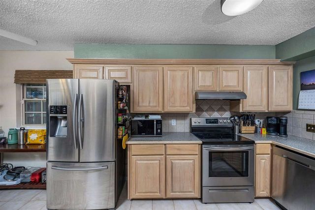 706 SW Normandy Ave, Lawton, OK 73505